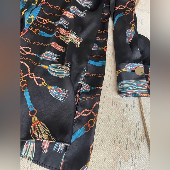 ZARA BLOGGER FAVE
Black & Blue Chain Scarf Printed Long
Tunic Blouse Top Medium - Picture 4 of 7